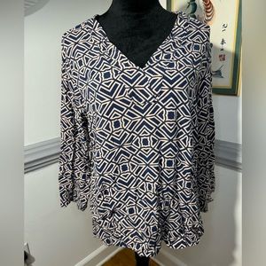 N Natori women’s large V-neck tunic blouse